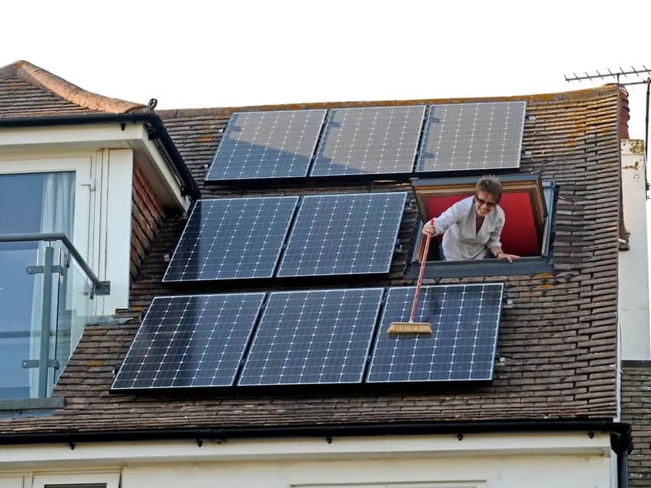 solar panel cleaning