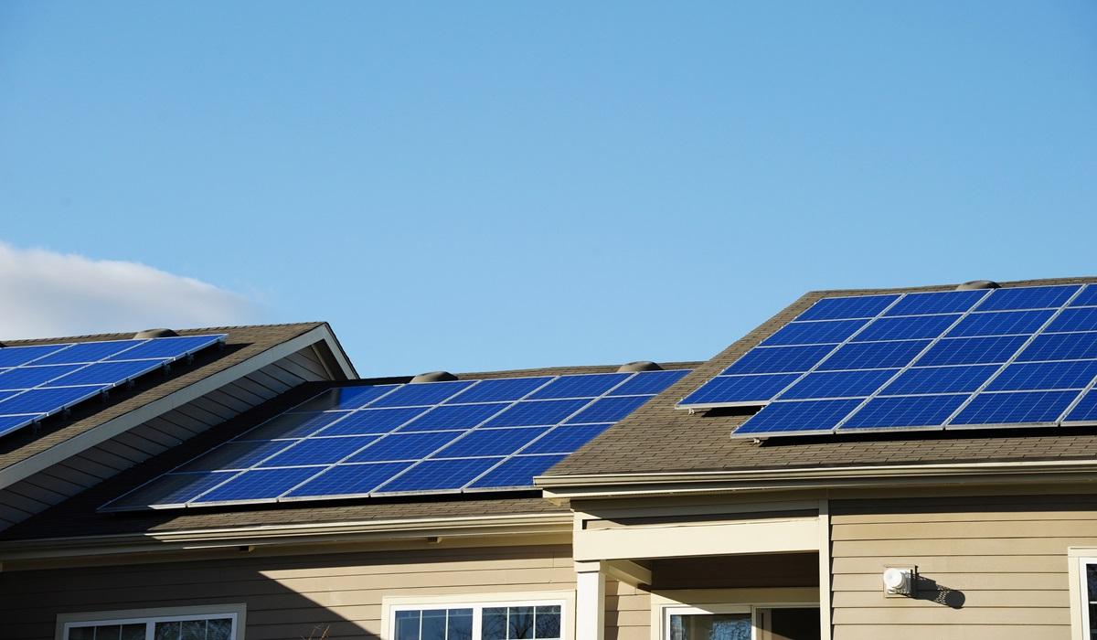 solar panel installed on the roof of apartment building